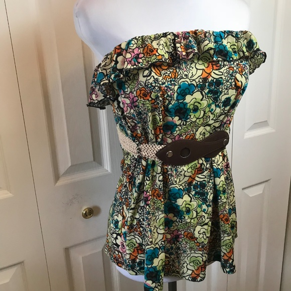 Derek Heart Floral Strapless Belted Ruffle Top NWT - Picture 3 of 6